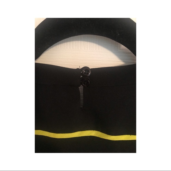 🎉🎉HP🎉🎉  French Connection 3/4 Sleeve Top - Picture 5 of 6